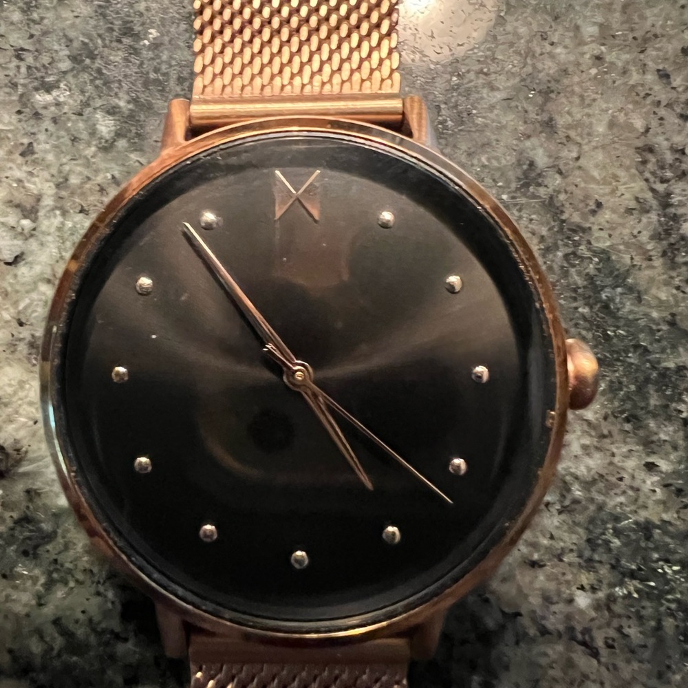 MVMT woman’s watch